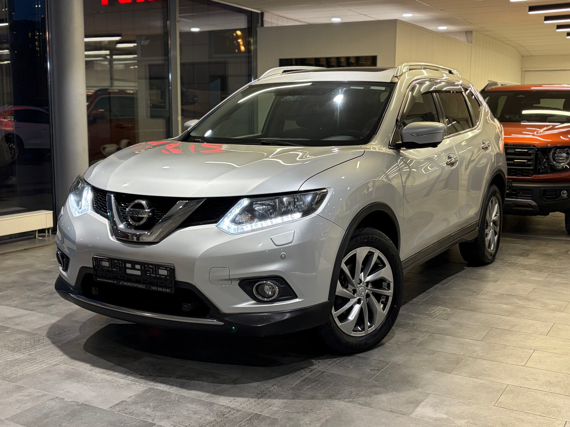 Nissan X-Trail 2.0 CVT (144 л.с.) 4WD, 2015 — купить в Нижнем Новгороде