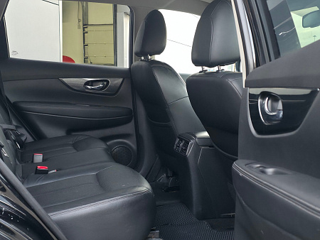 Nissan X-Trail 2.0 CVT (144 л.с.) 4WD, 2015 — купить в Нижнем Новгороде