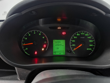 Lada (Ваз) Granta 1.6 MT (98 л.с.), 2013 — купить в Нижнем Новгороде