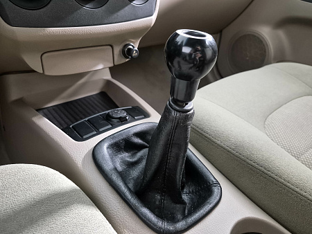 Kia Cerato 1.6 MT (105 л.с.), 2006 Kia Cerato 1.6 MT (105 л.с.), 2006 — купить в Нижнем Новгороде