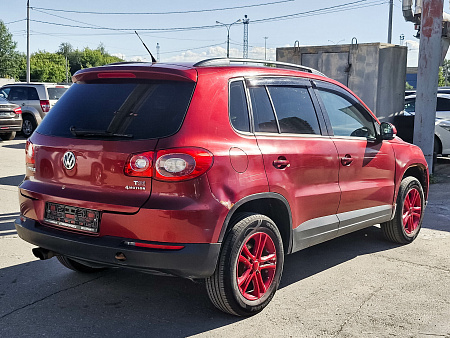 Volkswagen Tiguan 1.4 MT (150 л.с.) 4WD, 2011 — купить в Нижнем Новгороде