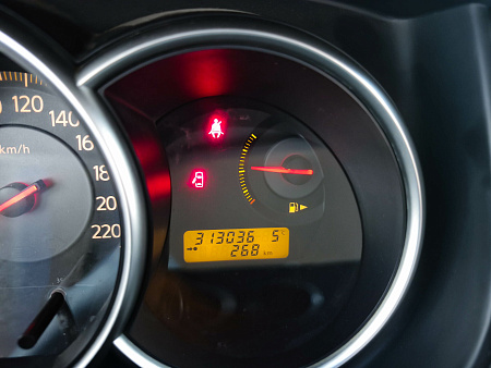 Nissan Tiida 1.6 MT (110 л.с.), 2007 — купить в Нижнем Новгороде