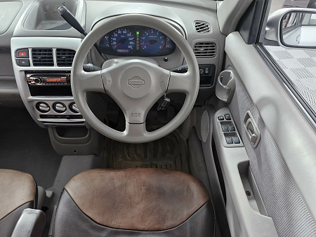 Nissan Cube 1.4 AT (101 л.с.), 2002 — купить в Нижнем Новгороде