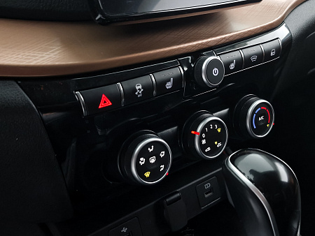 Lada (Ваз) Vesta SW Cross 1.8 CVT (122 л.с.), 2025 — купить в Нижнем Новгороде