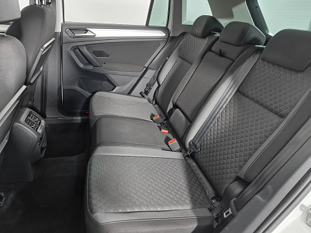 Volkswagen Tiguan 1.4 AMT (150 л.с.), 2017 Volkswagen Tiguan 1.4 AMT (150 л.с.), 2017 — купить в Нижнем Новгороде