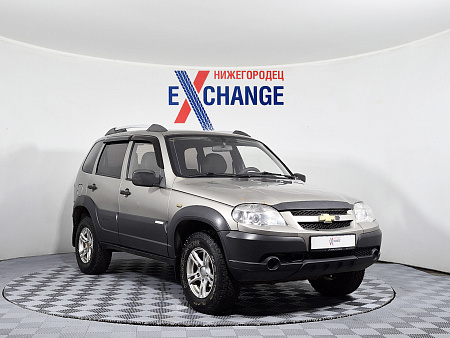 Chevrolet Niva 1.7 MT (80 л.с.) 4WD, 2011 Chevrolet Niva 1.7 MT (80 л.с.) 4WD, 2011 — купить в Нижнем Новгороде