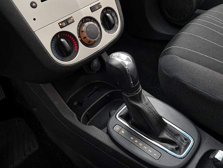 Opel Corsa 1.4 AT (90 л.с.), 2008 Opel Corsa 1.4 AT (90 л.с.), 2008 — купить в Нижнем Новгороде