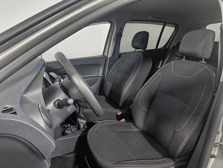 Renault Sandero 1.6 MT (102 л.с.), 2015 — купить в Нижнем Новгороде