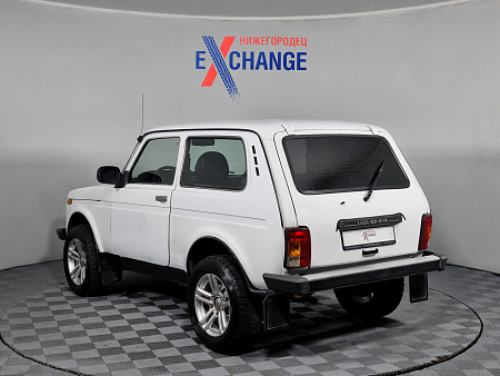 Lada (Ваз) 2121 (4x4) 1.7 MT (83 л.с.) 4WD, 2015 Lada (Ваз) 2121 (4x4) 1.7 MT (83 л.с.) 4WD, 2015 — купить в Нижнем Новгороде