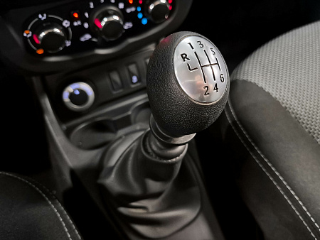 Renault Duster 2.0 MT (143 л.с.) 4WD, 2018 Renault Duster 2.0 MT (143 л.с.) 4WD, 2018 — купить в Нижнем Новгороде