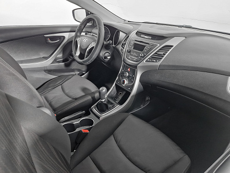 Hyundai Elantra 1.6 MT (132 л.с.), 2015 Hyundai Elantra 1.6 MT (132 л.с.), 2015 — купить в Нижнем Новгороде