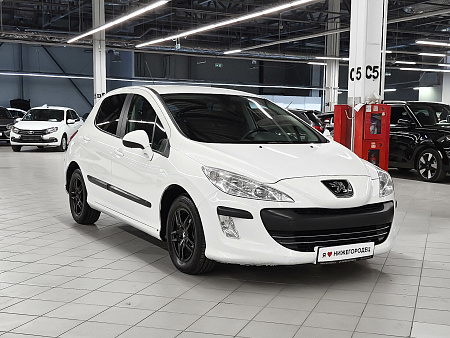 Peugeot 308 1.6 AT (120 л.с.), 2010 Peugeot 308 1.6 AT (120 л.с.), 2010 — купить в Нижнем Новгороде
