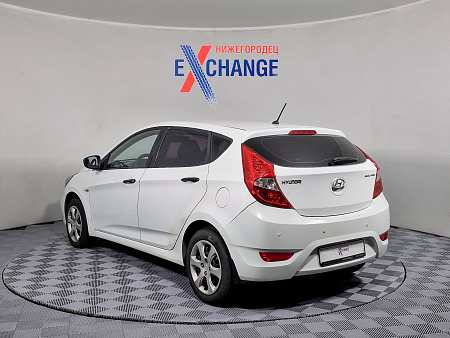 Hyundai Solaris 1.4 MT (107 л.с.), 2013 Hyundai Solaris 1.4 MT (107 л.с.), 2013 — купить в Нижнем Новгороде