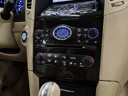 Infiniti QX70 3.0d AT (238 л.с.) 4WD, 2015 Infiniti QX70 3.0d AT (238 л.с.) 4WD, 2015 — купить в Нижнем Новгороде