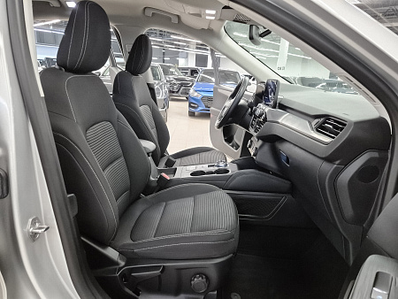 Ford Kuga 1.5d AT (120 л.с.), 2020 Ford Kuga 1.5d AT (120 л.с.), 2020 — купить в Нижнем Новгороде