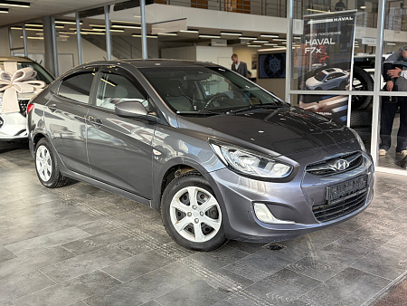 Hyundai Solaris 1.6 MT (123 л.с.), 2011 — купить в Нижнем Новгороде