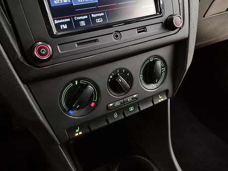 Skoda Rapid 1.6 MT (105 л.с.), 2014 Skoda Rapid 1.6 MT (105 л.с.), 2014 — купить в Нижнем Новгороде