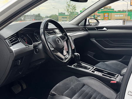 Volkswagen Passat 2.0 AMT (190 л.с.), 2020 — купить в Нижнем Новгороде