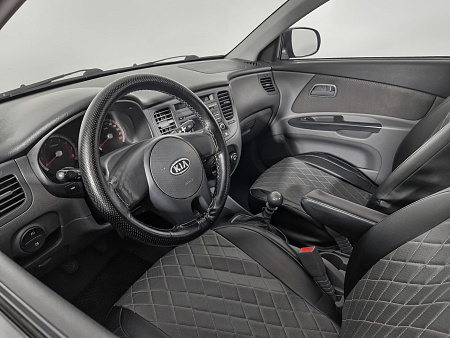 Kia Rio 1.4 MT (97 л.с.), 2009 Kia Rio 1.4 MT (97 л.с.), 2009 — купить в Нижнем Новгороде