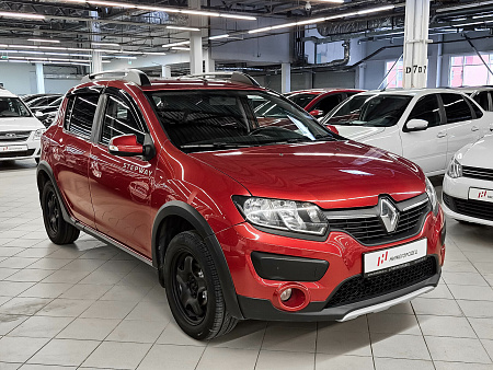 Renault Sandero Stepway 1.6 AT (102 л.с.), 2017 Renault Sandero Stepway 1.6 AT (102 л.с.), 2017 — купить в Нижнем Новгороде