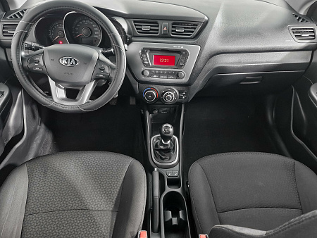 Kia Rio 1.4 MT (107 л.с.), 2014 Kia Rio 1.4 MT (107 л.с.), 2014 — купить в Нижнем Новгороде