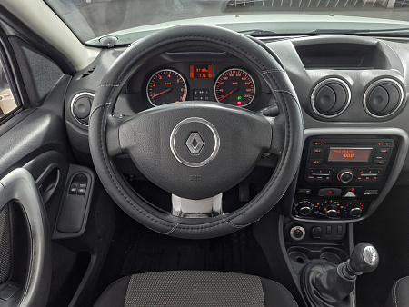 Renault Duster 1.6 MT (102 л.с.) 4WD, 2014 — купить в Нижнем Новгороде