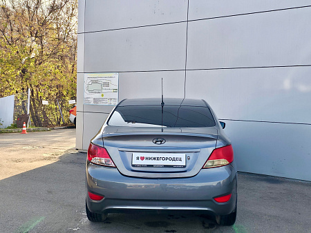 Hyundai Solaris 1.6 MT (123 л.с.), 2011 — купить в Нижнем Новгороде