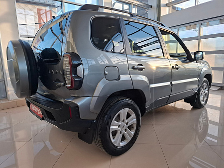 Lada (Ваз) Niva Travel 1.7 MT (80 л.с.) 4WD, 2021 Lada (Ваз) Niva Travel 1.7 MT (80 л.с.) 4WD, 2021 — купить в Нижнем Новгороде