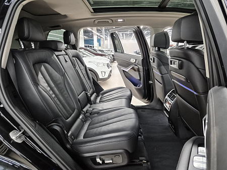 BMW X7 40i 3.0 AT (340 л.с.) 4WD, 2019 BMW X7 40i 3.0 AT (340 л.с.) 4WD, 2019 — купить в Нижнем Новгороде