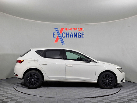 SEAT Leon 1.2 AMT (105 л.с.), 2013 — купить в Нижнем Новгороде