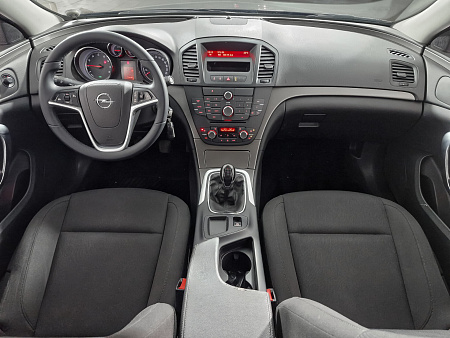 Opel Insignia 1.6 MT (180 л.с.), 2012 Opel Insignia 1.6 MT (180 л.с.), 2012 — купить в Нижнем Новгороде