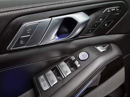 BMW X7 40i 3.0 AT (340 л.с.) 4WD, 2019 BMW X7 40i 3.0 AT (340 л.с.) 4WD, 2019 — купить в Нижнем Новгороде