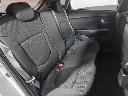 Kia Rio 1.6 AT (123 л.с.), 2015 Kia Rio 1.6 AT (123 л.с.), 2015 — купить в Нижнем Новгороде