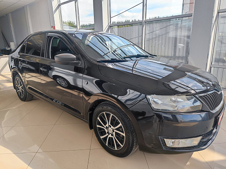 Skoda Rapid 1.6 MT (90 л.с.), 2015 — купить в Нижнем Новгороде