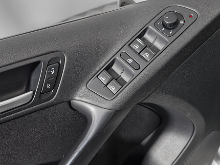 Volkswagen Tiguan 1.4 AMT (150 л.с.), 2012 — купить в Нижнем Новгороде