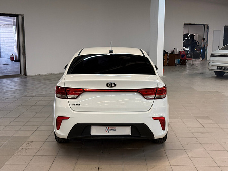 Kia Rio 1.4 MT (100 л.с.), 2018 — купить в Нижнем Новгороде