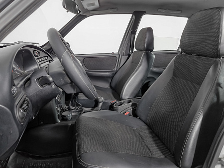 Chevrolet Niva 1.7 MT (80 л.с.) 4WD, 2012 Chevrolet Niva 1.7 MT (80 л.с.) 4WD, 2012 — купить в Нижнем Новгороде
