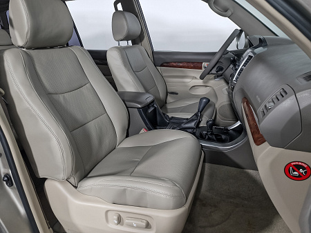 Toyota Land Cruiser Prado 4-speed 4.0 AT (249 л.с.) 4WD, 2005 Toyota Land Cruiser Prado 4-speed 4.0 AT (249 л.с.) 4WD, 2005 — купить в Нижнем Новгороде