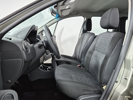 Renault Duster 1.6 MT (102 л.с.), 2015 Renault Duster 1.6 MT (102 л.с.), 2015 — купить в Нижнем Новгороде
