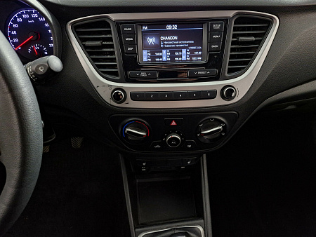 Hyundai Solaris 1.6 MT (123 л.с.), 2017 — купить в Нижнем Новгороде