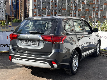 Mitsubishi Outlander 2.0 CVT (146 л.с.) 4WD, 2021 Mitsubishi Outlander 2.0 CVT (146 л.с.) 4WD, 2021 — купить в Нижнем Новгороде