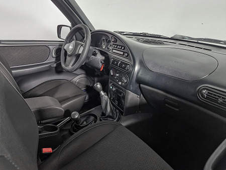 Chevrolet Niva 1.7 MT (80 л.с.) 4WD, 2017 Chevrolet Niva 1.7 MT (80 л.с.) 4WD, 2017 — купить в Нижнем Новгороде