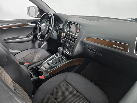 Audi Q5 2.0 AMT (211 л.с.) 4WD, 2009 Audi Q5 2.0 AMT (211 л.с.) 4WD, 2009 — купить в Нижнем Новгороде