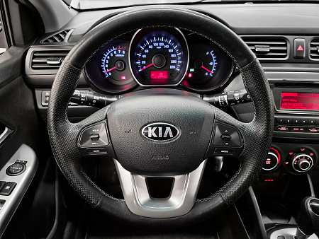 Kia Rio 4-speed 1.6 AT (123 л.с.), 2014 Kia Rio 4-speed 1.6 AT (123 л.с.), 2014 — купить в Нижнем Новгороде