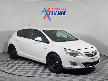 Opel Astra 1.6 AT (115 л.с.), 2011 — купить в Нижнем Новгороде
