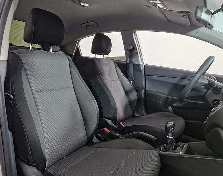 Hyundai Solaris 1.6 MT (123 л.с.), 2017 — купить в Нижнем Новгороде