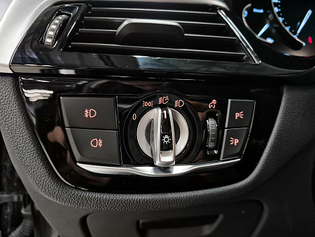 BMW 5 серии 520d xDrive 2.0d AT (190 л.с.) 4WD, 2019 BMW 5 серии 520d xDrive 2.0d AT (190 л.с.) 4WD, 2019 — купить в Нижнем Новгороде