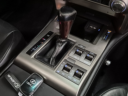 Lexus GX 460 4.6 AT (296 л.с.) 4WD, 2014 — купить в Нижнем Новгороде