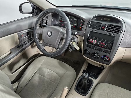 Kia Cerato 1.6 MT (105 л.с.), 2006 Kia Cerato 1.6 MT (105 л.с.), 2006 — купить в Нижнем Новгороде