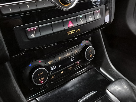 Infiniti QX30 2.0 AMT (211 л.с.), 2017 Infiniti QX30 2.0 AMT (211 л.с.), 2017 — купить в Нижнем Новгороде